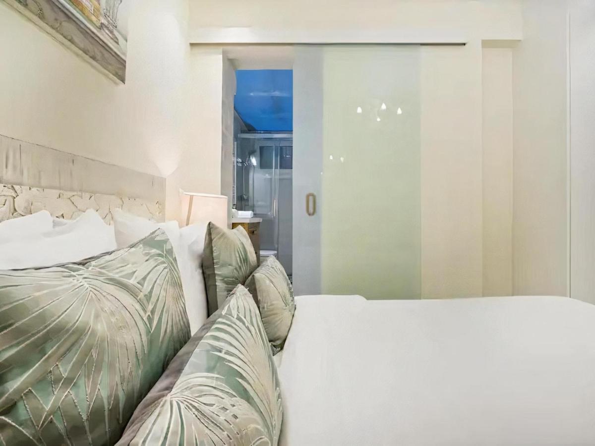 Sitges Spaces Mediterranean Apartments 4 Bedroom, 4 Bathroom, Huge Terrace, Jacuzzi- Sleeps 9 Exteriör bild